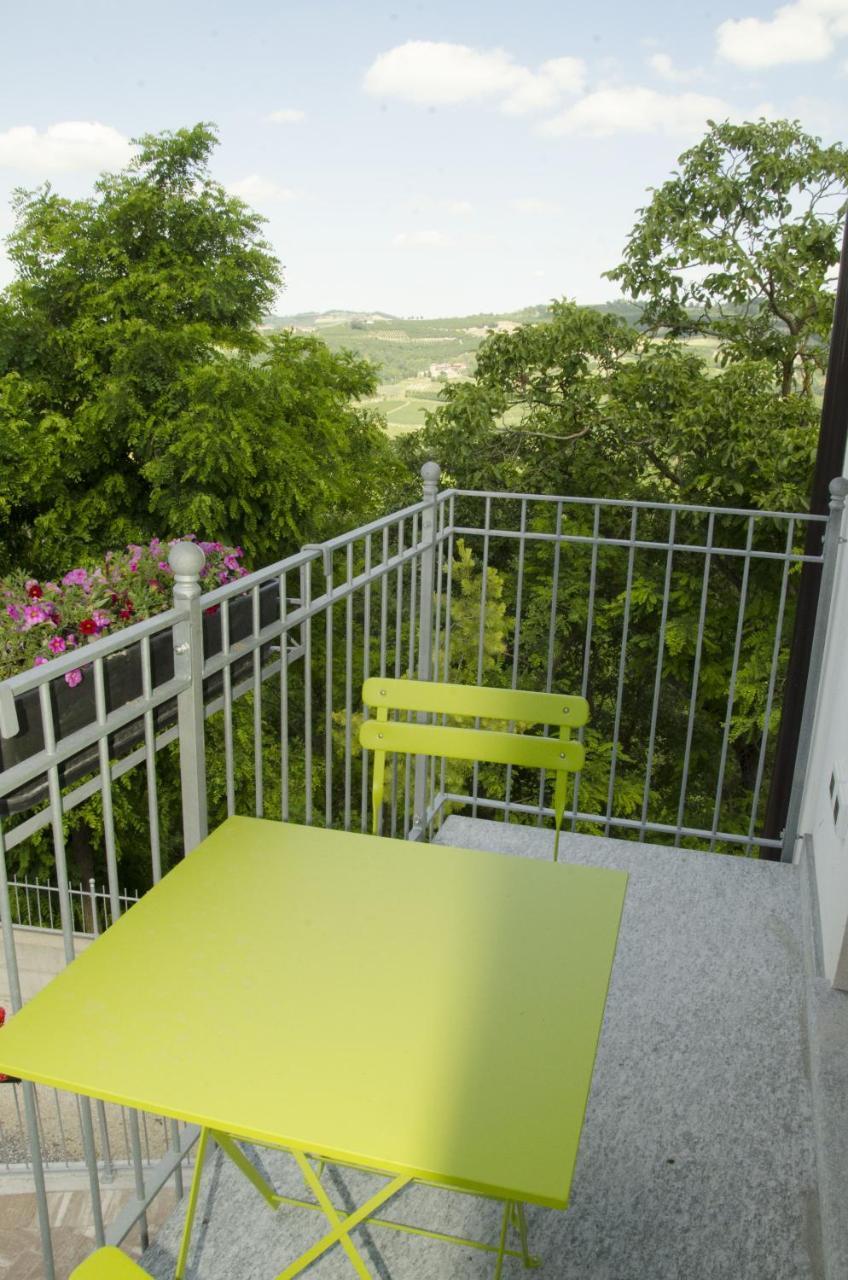 Appartement La Casa Di Alice à Rodello Extérieur photo